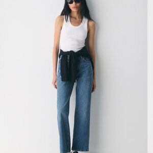 The Farrah Hi-Rise Wide Leg 28L in 28